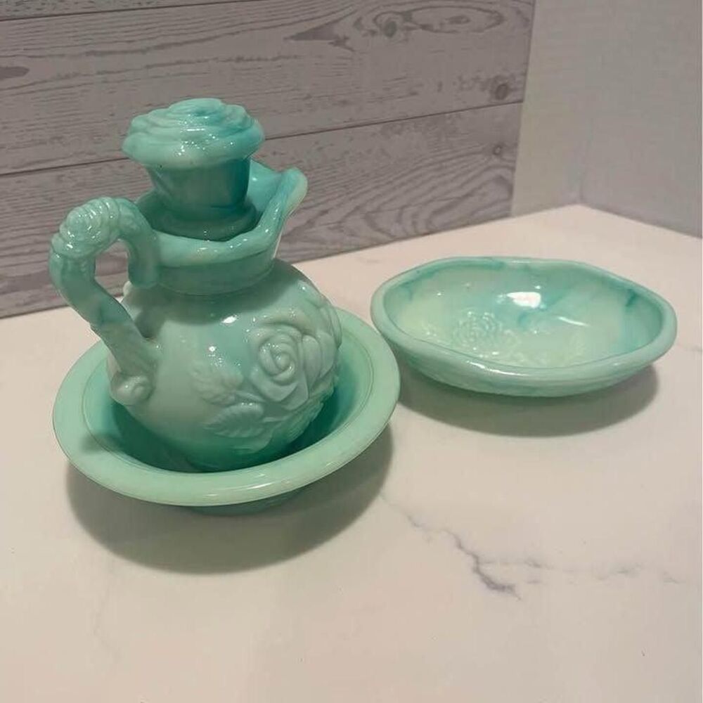vtg avon victorian jadeite set acd0